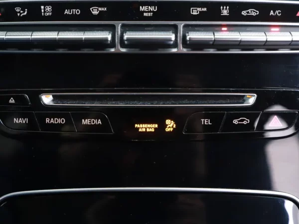 Photo 19 of 36 of WDD2052421F487089 Mercedes-Benz C-Klasse Estate C 200 (5-drs Combi)