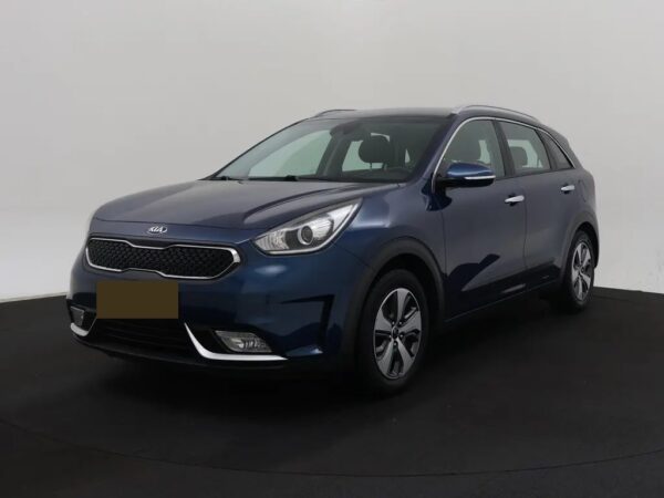 Photo 2 of 24 of KNACC81CGJ5113784 Kia Niro 1.6 GDi Hybrid ExecutiveLine (5-drs