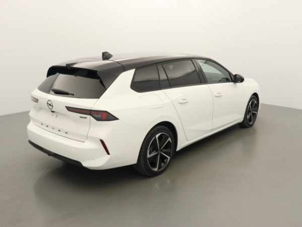 OPEL ASTRA ST (SPORTS TOURER) TURBO HYBRID