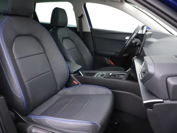 Photo 20 of 26 of VSSZZZKLZMR049700 SEAT Leon ST 1.5 eTSI DSG Style Launch Edition