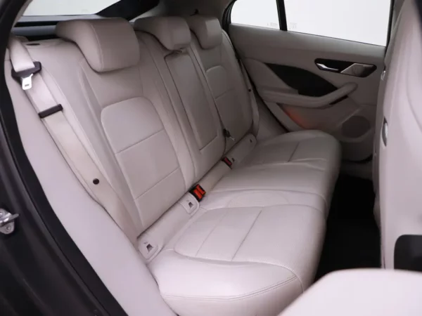 Photo 20 of 29 of SADHA2B16K1F60501 Jaguar I-PACE EV400 First Edition S 90 kWh PANO