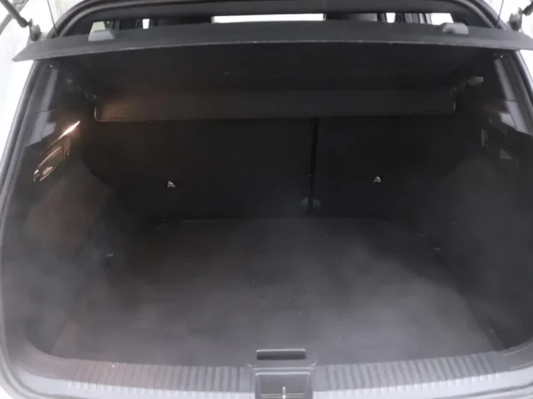 Photo 20 of 29 of VF1RHN00070299589 Renault Austral 1.2 E-Tech full hybrid 200 Techno