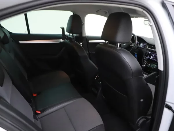 Skoda Octavia 1.5 TSI Greentech Ambition Business