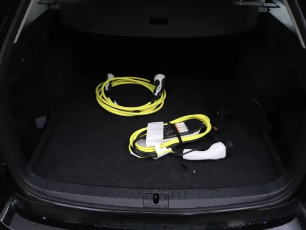 Photo 20 of 31 of TMBJW8NX1NY085740 Skoda Octavia Combi 1.4 TSI iV PHEV Business Plus