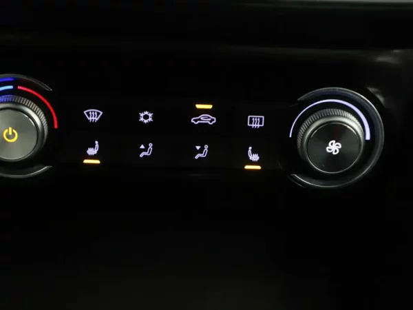 Photo 20 of 35 of LSJW74098LZ043107 MG ZS EV Luxury 45 kWh