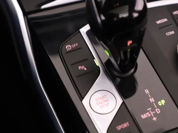 BMW 3 Serie Touring 330d Business Edition Plus Led-Laser