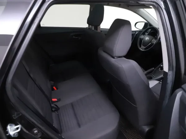 Photo 21 of 30 of SB1ZS3JEX0E174839 Toyota Auris Touring Sports 1.8 Hybrid Lease