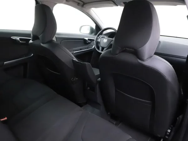 Photo 21 of 30 of YV1FS48HBC2138291 Volvo S60 1.6 T4 Aut. Kinetic