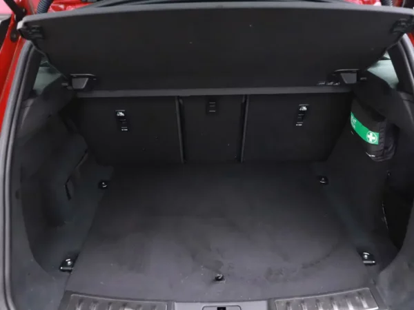 Photo 21 of 33 of SALZA2BT4PH193071 Land Rover Range Rover Evoque 1.5 P300e AWD R-Dynamic S