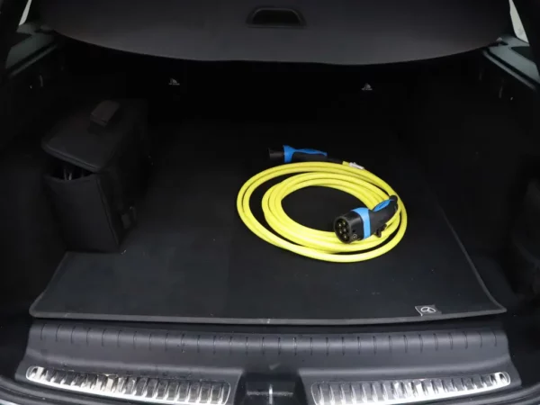 Photo 21 of 34 of W1K2062541F035088 Mercedes-Benz C-Klasse Estate 300 e AMG Line LED