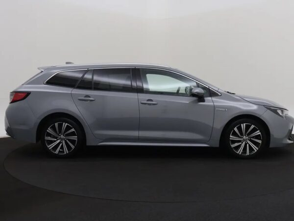 Toyota Corolla Touring Sports 1.8 Hybrid Business Plus LED