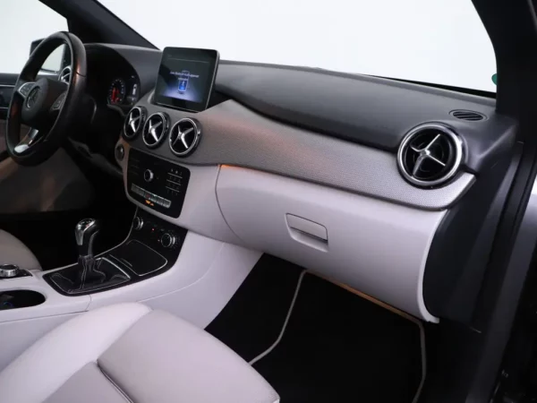 Mercedes-Benz B-Klasse 180 Business Solution