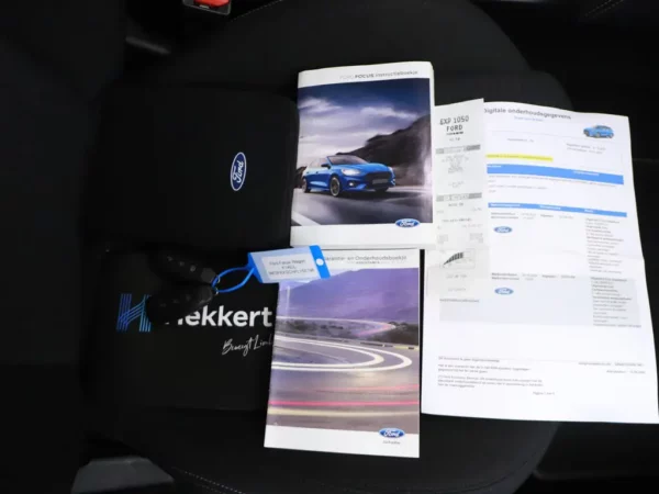 Photo 22 of 28 of WF0PXXGCHPLY55796 Ford FOCUS Wagon 1.0 EcoBoost Hybrid Titanium X