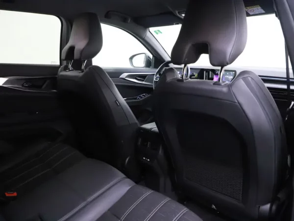 Photo 22 of 29 of VF1RHN00070299589 Renault Austral 1.2 E-Tech full hybrid 200 Techno