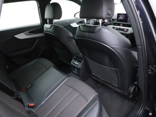 Audi A4 Avant 2.0 TFSI MHEV Sport S line edition LED