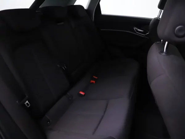 Photo 22 of 30 of WAUZZZGE6LB039975 Audi e-tron 50 quattro edition 71 kWh