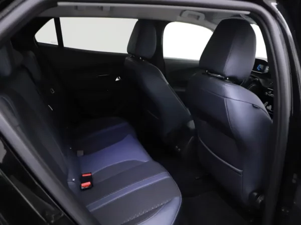 Peugeot e-2008 EV Allure 50 kWh Navi