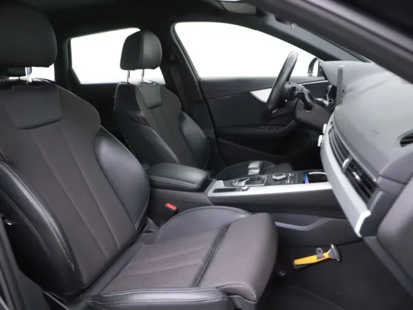 Audi A4 Avant 2.0 TFSI MHEV Sport S line edition LED