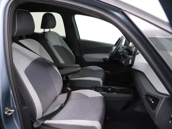 Volkswagen ID.3 Business 58 kWh Cruise Led