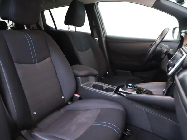 Nissan Leaf N-Connecta 40 kWh LED