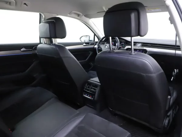 Photo 23 of 30 of WVWZZZ3CZJE189716 Volkswagen Passat Variant 1.4 TSI GTE (5-drs