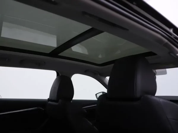 Photo 23 of 31 of TMBJW8NX1NY085740 Skoda Octavia Combi 1.4 TSI iV PHEV Business Plus