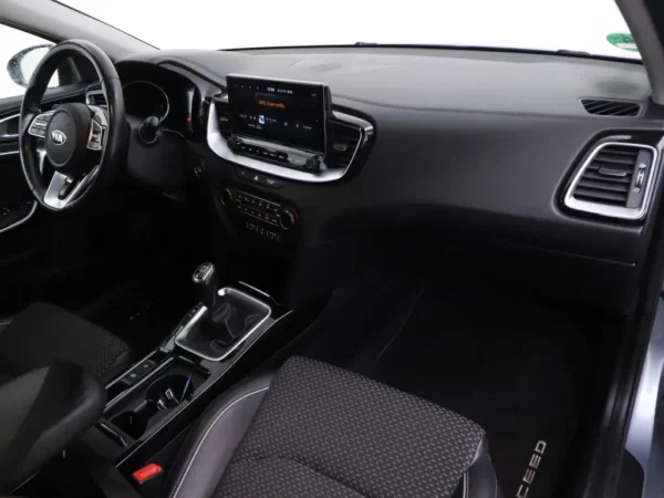 Photo 23 of 31 of U5YH5811ALL063651 Kia Ceed Sportswagon 1.0 T-GDi DynamicPlusLine Navi