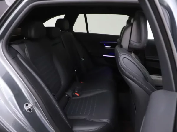 Photo 23 of 34 of W1K2062541F035088 Mercedes-Benz C-Klasse Estate 300 e AMG Line LED