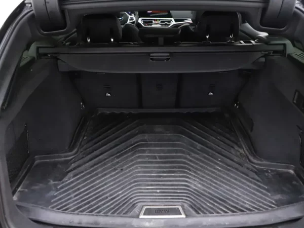 BMW 3 Serie Touring 330d Business Edition Plus Led-Laser