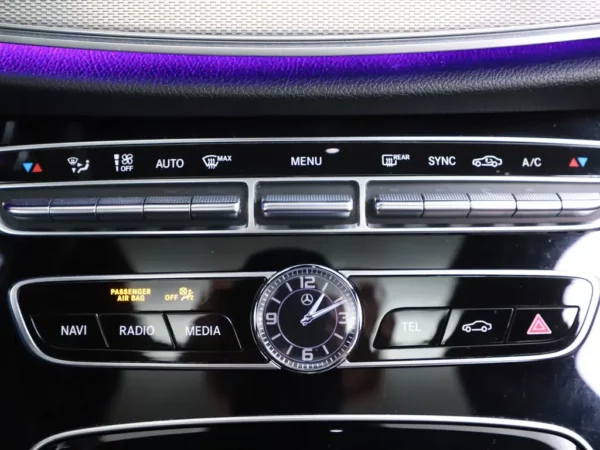 Mercedes-Benz E-Klasse Estate 200 Aut. AMG Line Premium Plus