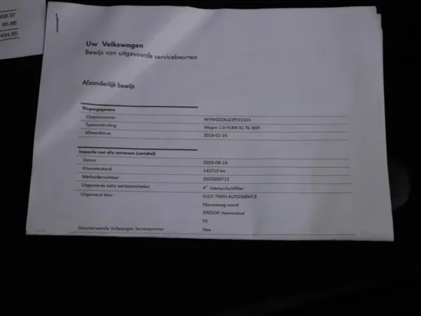 Photo 24 of 30 of WVWZZZAUZJP555503 Volkswagen Golf Variant 1.0 TSI Highline R-Line