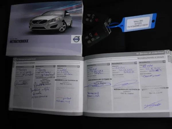 Photo 24 of 30 of YV1FS48HBC2138291 Volvo S60 1.6 T4 Aut. Kinetic