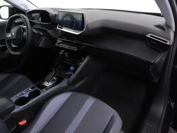 Peugeot e-2008 EV Allure 50 kWh Navi