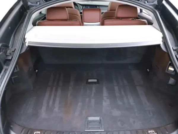 Photo 24 of 40 of WBASP61030DV47940 BMW 5 Serie Gran Turismo 530xd High Executive