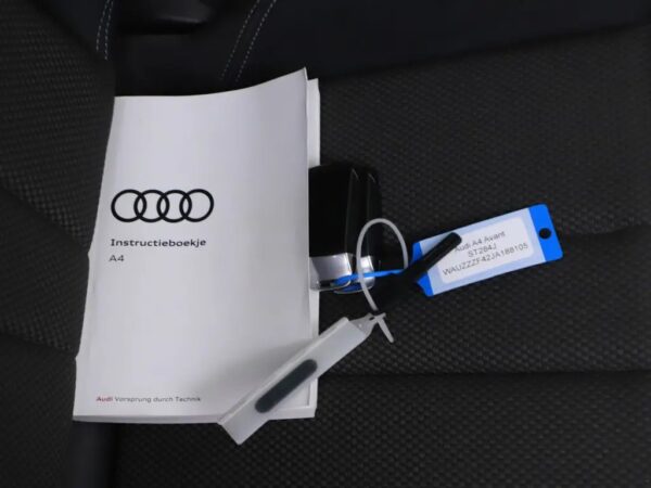 Audi A4 Avant 2.0 TFSI MHEV Sport S line edition LED