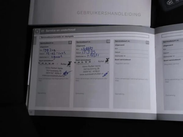 Photo 25 of 29 of YV1FW45C1F1253243 Volvo V60 1.6 T3 Momentum Nav