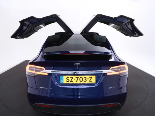 Photo 25 of 32 of 5YJXCCE24JF101059 Tesla Model X 100D (5-drs SUV) Cruise