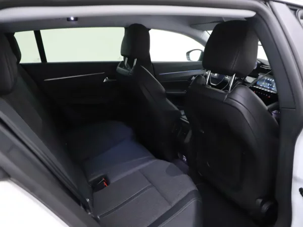 Peugeot 508 SW 1.2 PureTech Blue Lease Allure