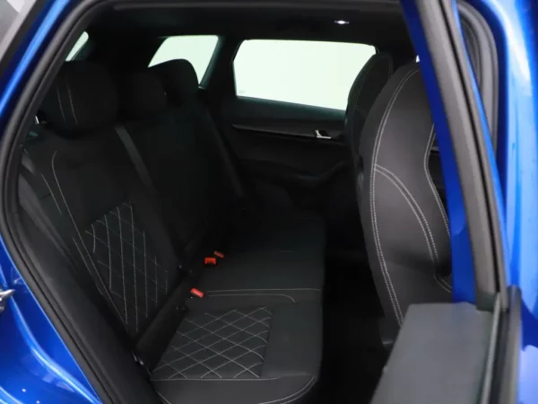 Photo 25 of 37 of TMBJR7NU0L5044196 Skoda Karoq 1.5 TSI AUT .Sportline Business LED