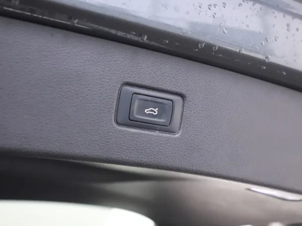 Audi Q7 3.0 TDI E-Tron Quattro Sport LED-Matrix