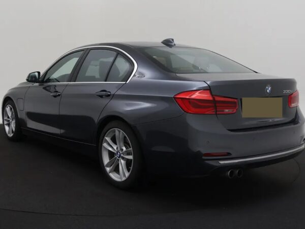 BMW 3-serie 330e High Executive