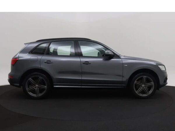 Audi Q5 2.0 TFSI Quattro S-Line LED