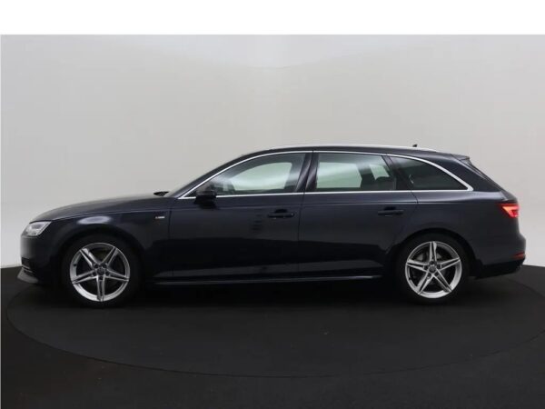 Audi A4 Avant 2.0 TFSI MHEV Sport S line edition LED