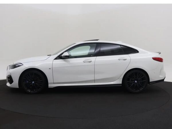 Photo 26 of 29 of WBA31AK0007K54793 BMW 2 Serie Coupé 220i Aut. M-Sport