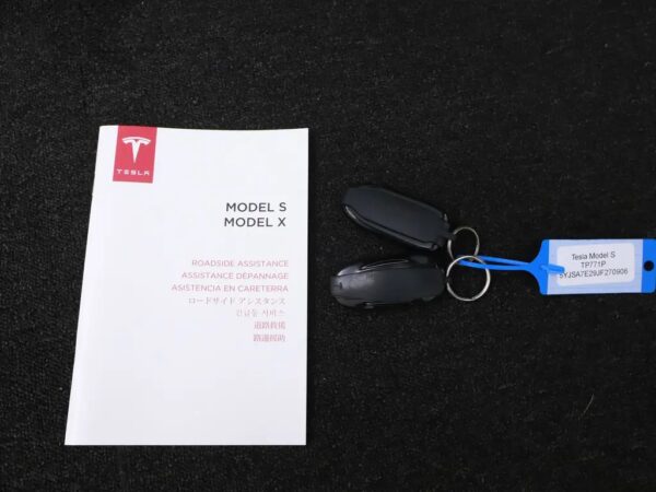 Photo 26 of 30 of 5YJSA7E29JF270906 Tesla Model S 75D Base PANO