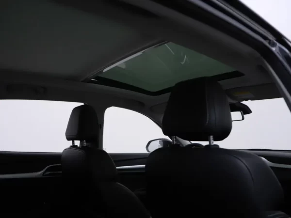 Photo 26 of 35 of LSJW74098LZ043107 MG ZS EV Luxury 45 kWh