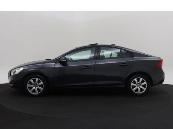 Photo 27 of 30 of YV1FS48HBC2138291 Volvo S60 1.6 T4 Aut. Kinetic