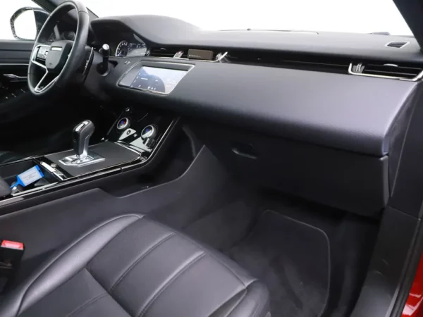 Photo 27 of 33 of SALZA2BT4PH193071 Land Rover Range Rover Evoque 1.5 P300e AWD R-Dynamic S