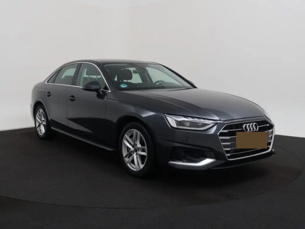 Audi A4 Limousine 40 TFSI Advanced Edition