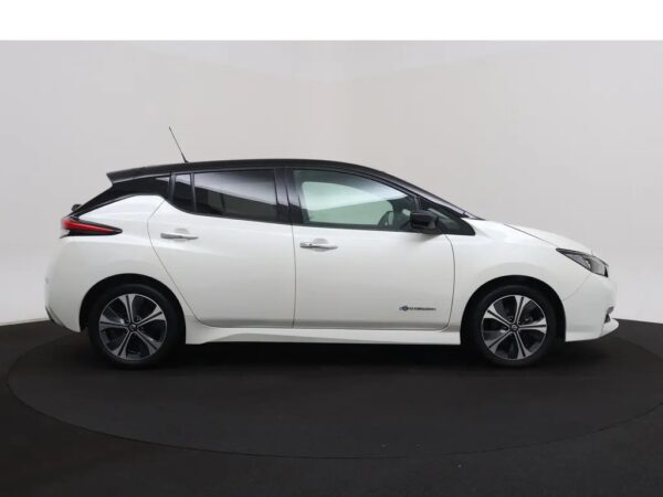 Nissan Leaf N-Connecta 40 kWh LED